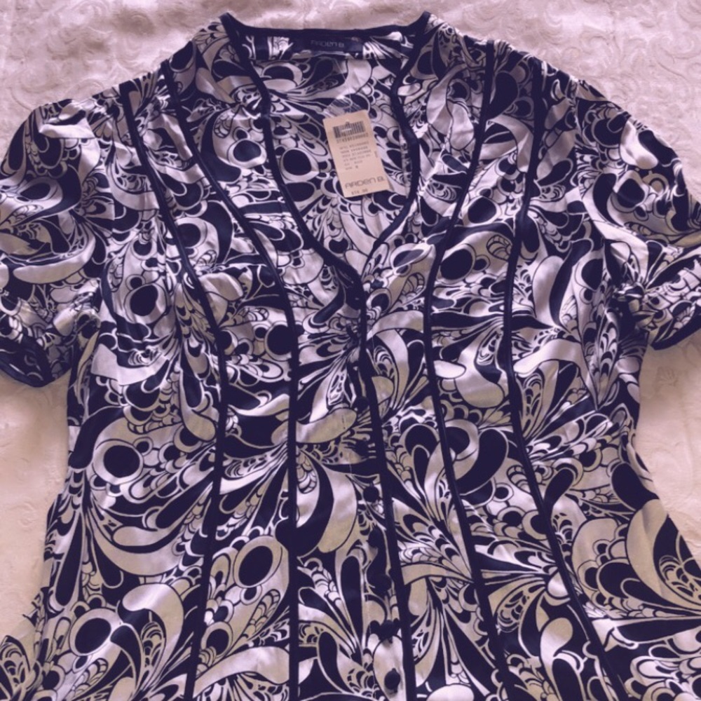 Brand New Cute Silk Arden B button Career Blouse M